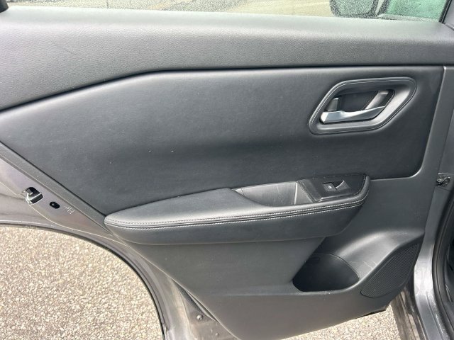 Certified 2025 Nissan Rogue SV AWD/4WD image 19