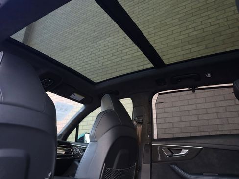 Used 2021 Audi SQ7 Prestige w/ Prestige Package AWD/4WD image 25