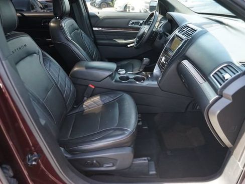 Certified 2019 Ford Explorer Platinum AWD/4WD image 21