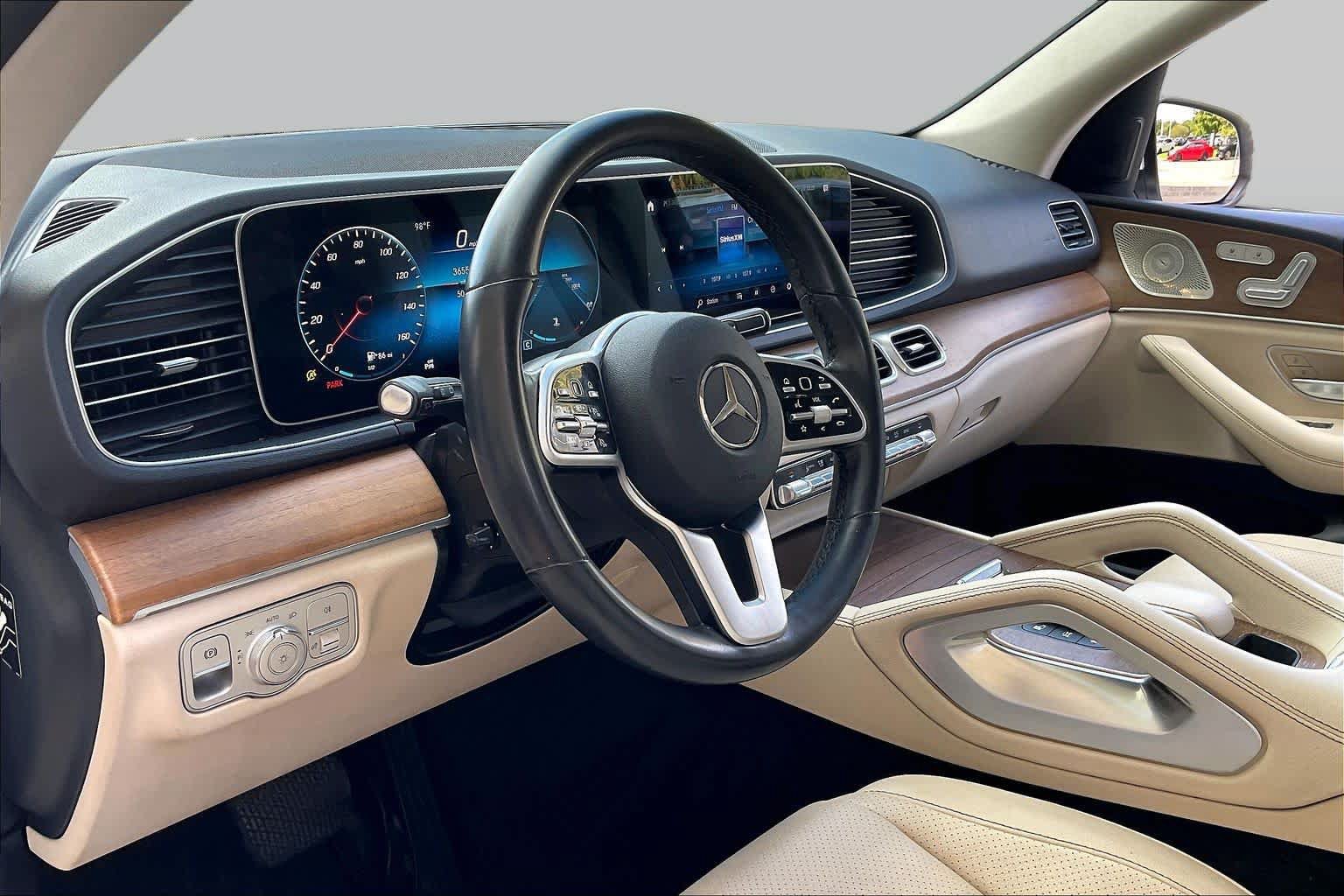 Used 2021 Mercedes-Benz GLE 350 4MATIC image 16
