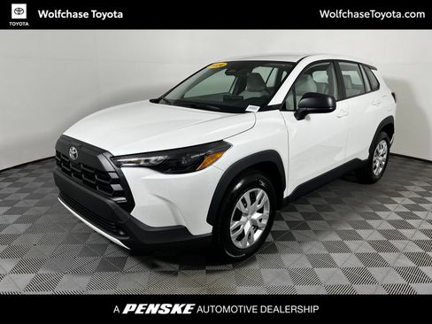 Used 2026 Toyota Corolla Cross L FWD image 1