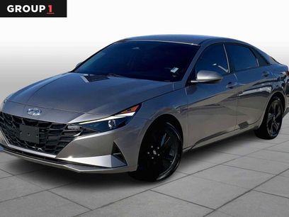 Used 2023 Hyundai Elantra SEL