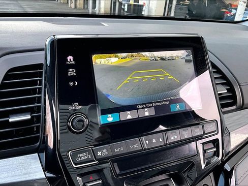 Used 2024 Honda Odyssey Elite image 13