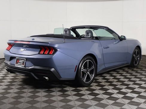 Used 2025 Ford Mustang Premium image 11