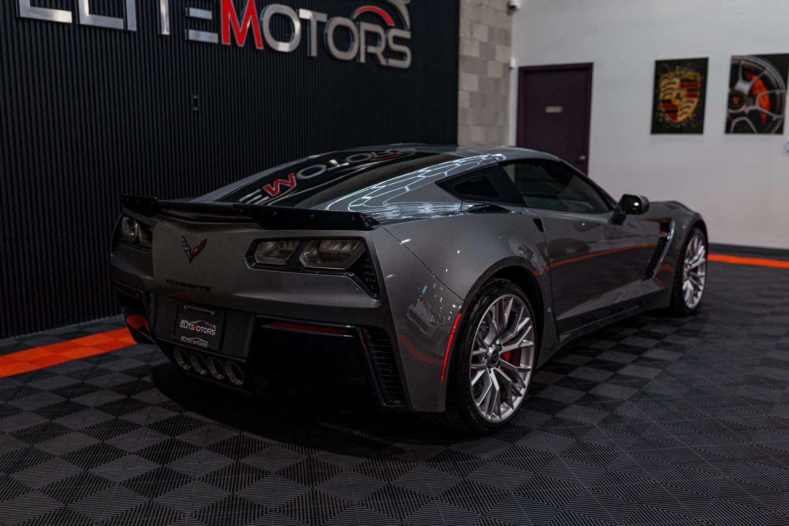 Used 2016 Chevrolet Corvette Z06 w/ 2LZ Preferred Equipment Group RWD image 19