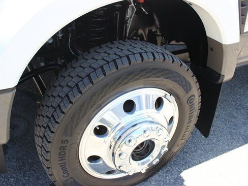 Used 2026 Ford F450 King Ranch w/ FX4 Off-Road Package AWD/4WD image 4