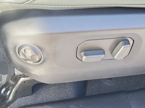 New 2025 Jeep Gladiator Mojave image 22