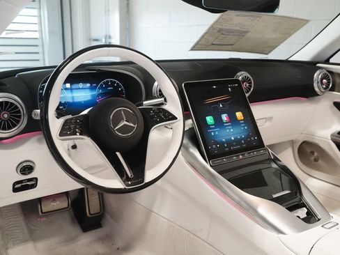 New 2026 Mercedes-Benz Maybach SL 680 image 21