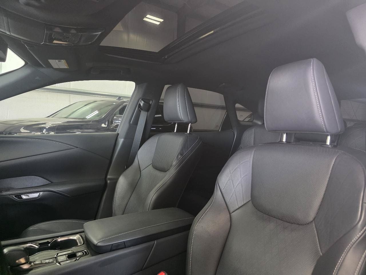 Used 2024 Lexus RX 350 Premium Plus w/ Convenience Package FWD image 10