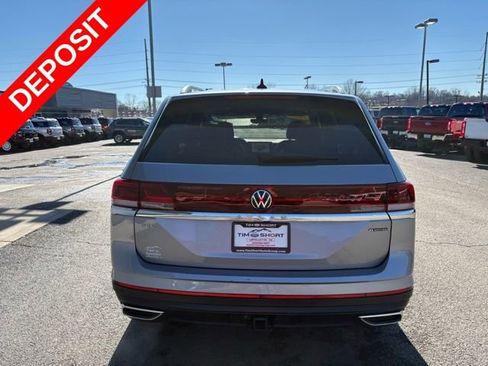 Used 2025 Volkswagen Atlas SEL image 10