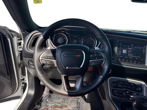 Used 2019 Dodge Challenger R/T Scat Pack RWD image 12