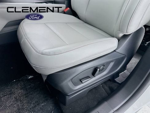 New 2026 Ford Explorer Active w/ Active Comfort Package AWD/4WD image 25