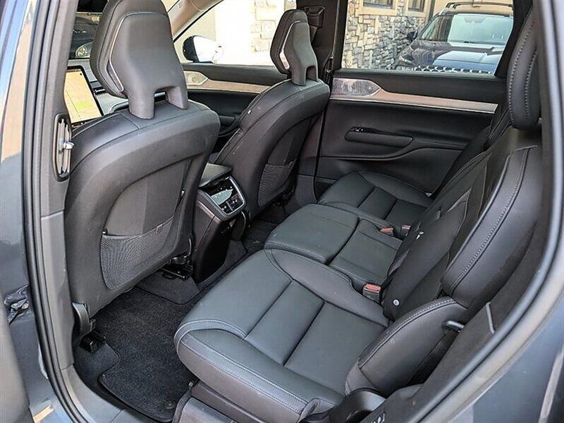 Used 2025 Volvo EX90 Ultra AWD/4WD image 26
