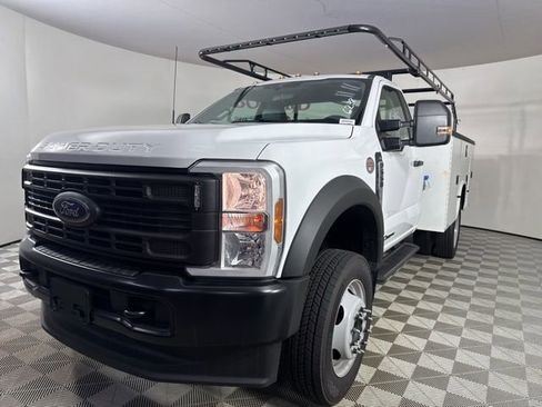 New 2025 Ford F550 4x4 Regular Cab Super Duty image 3