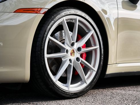 Used 2022 Porsche 911 Carrera S image 10