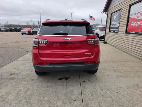 Used 2018 Jeep Compass Latitude image 7
