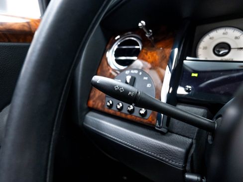 Used 2012 Rolls-Royce Ghost RWD image 75