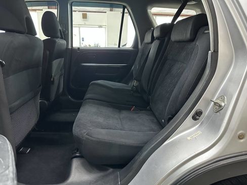 Used 2005 Honda CR-V LX image 13