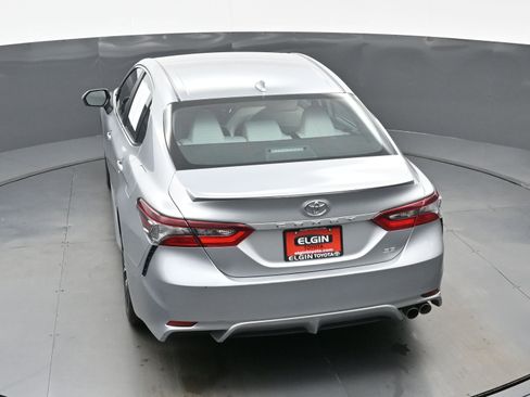 Used 2024 Toyota Camry SE image 38