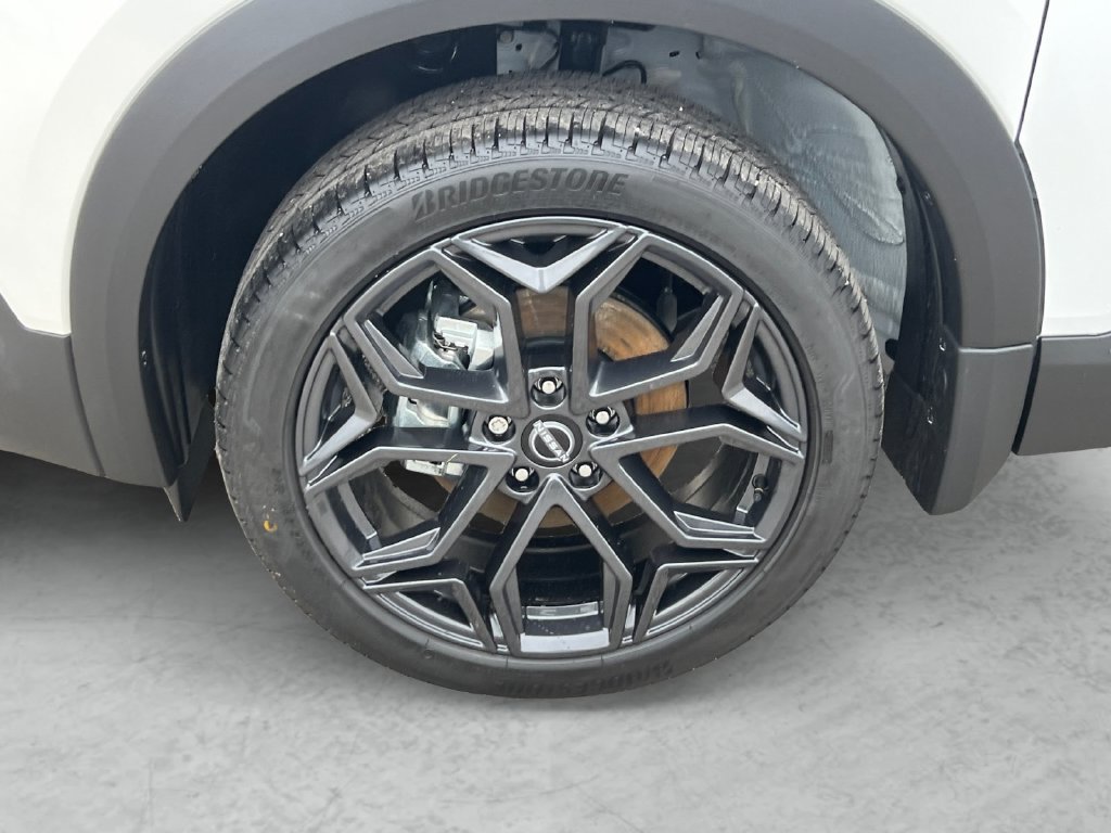 New 2027 Nissan Kicks SR FWD image 24