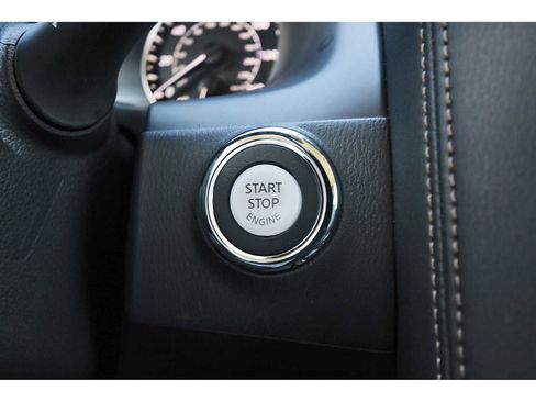 Used 2024 Nissan Armada Platinum w/ Captain's Chairs Package image 27