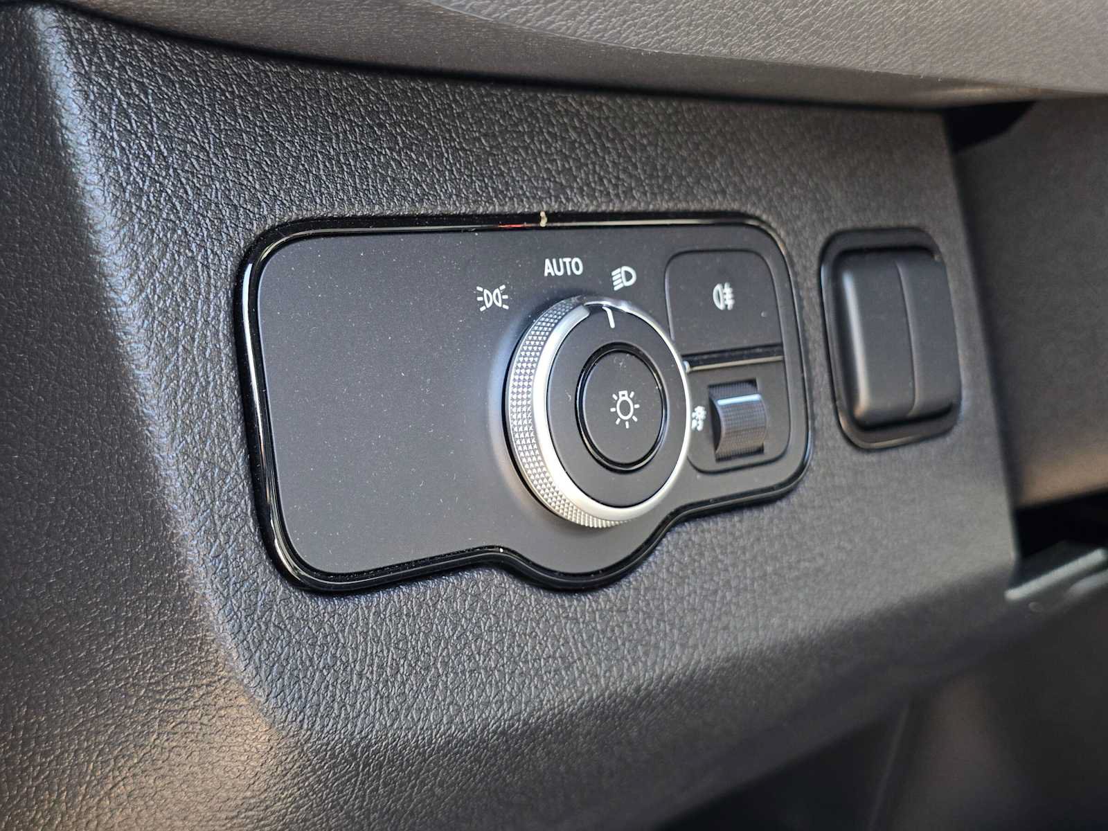 Used 2026 Mercedes-Benz Sprinter 2500 image 25