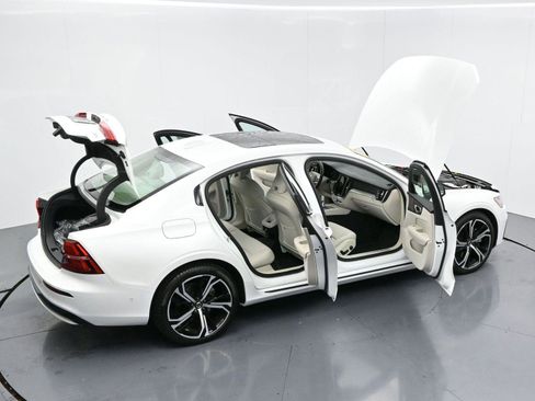 Used 2025 Volvo S60 B5 Plus w/ Protection Package Premier image 41