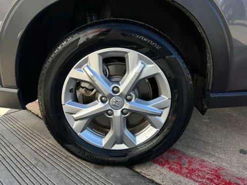 Used 2025 Honda HR-V LX image 8