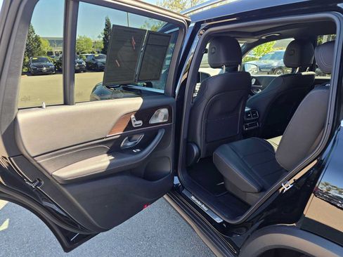 Used 2026 Mercedes-Benz GLS 450 4MATIC image 20