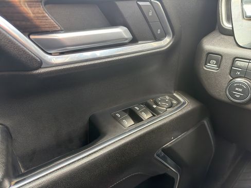 Used 2023 Chevrolet Silverado 1500 RST w/ Z71 Off-Road Package image 13