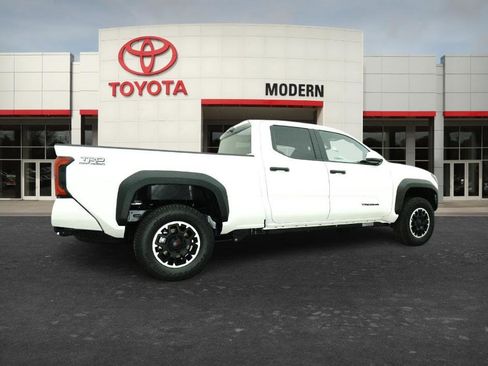 New 2026 Toyota Tacoma TRD Off-Road AWD/4WD image 9