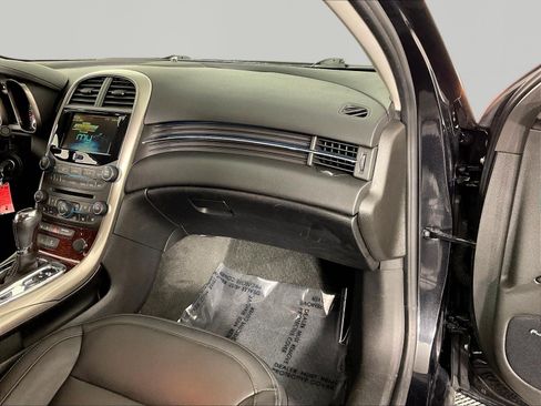 Used 2013 Chevrolet Malibu LT FWD image 26