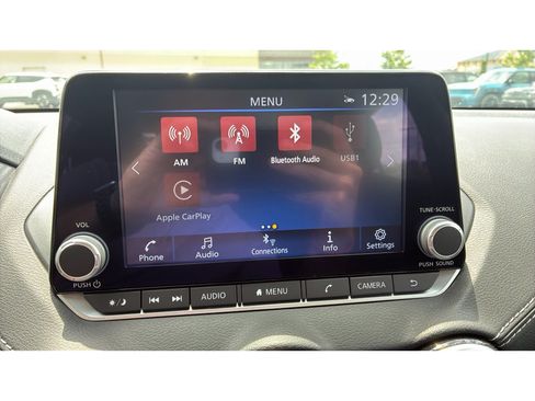 Used 2025 Nissan Sentra SV FWD image 19