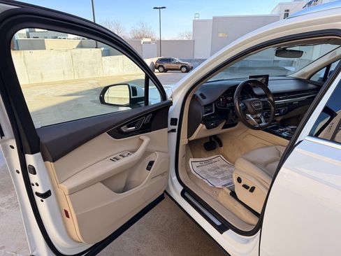 Used 2019 Audi Q7 3.0T Premium Plus image 9