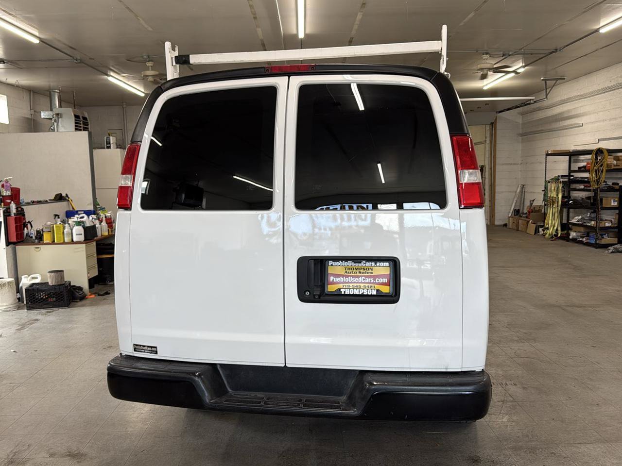 Used 2021 Chevrolet Express 2500 Extended w/ Driver Convenience Package RWD image 70