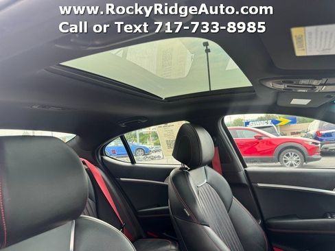 Used 2023 Genesis G70 2.0T w/ Sport Prestige Package AWD/4WD image 8