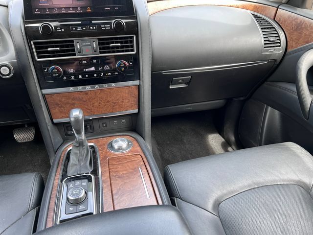 Used 2024 Nissan Armada SL w/ Captain's Chairs Package AWD/4WD image 32