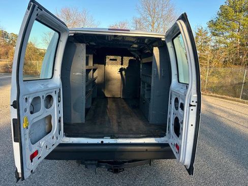 Used 2014 Ford E-150 and Econoline 150 image 16