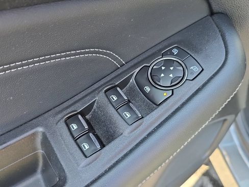 Used 2024 Ford Edge Titanium AWD/4WD image 8