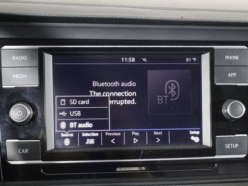 Used 2019 Volkswagen Jetta FWD image 32