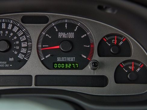 Used 2003 Ford Mustang Mach 1 RWD image 28
