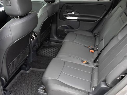 New 2026 Mercedes-Benz GLB 250 4MATIC image 17