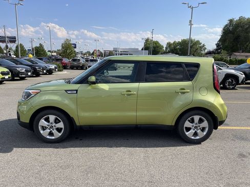 Used 2019 Kia Soul FWD image 4
