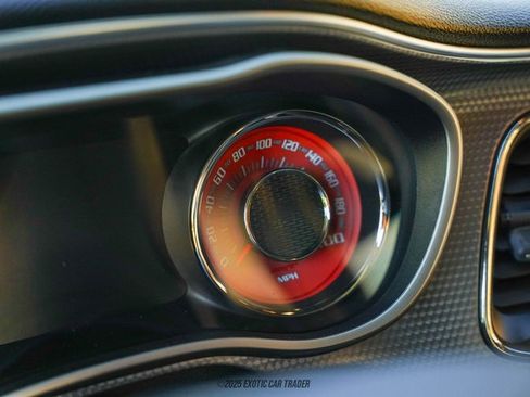 Used 2017 Dodge Challenger SRT Hellcat image 39