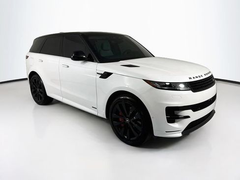 Used 2025 Land Rover Range Rover Sport Autobiography AWD/4WD image 3