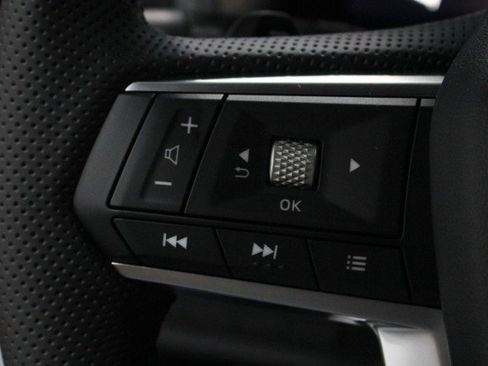 New 2026 Mitsubishi Outlander SEL image 9