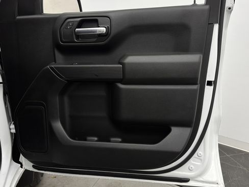 Used 2024 Chevrolet Silverado 1500 Custom image 29