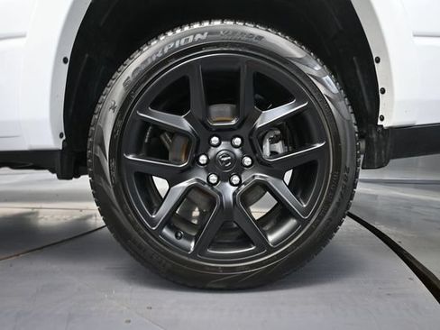 Used 2025 RAM 1500 Laramie w/ Night Edition AWD/4WD image 16