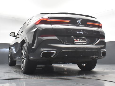 Used 2022 BMW X6 xDrive40i w/ Executive Package AWD/4WD image 27
