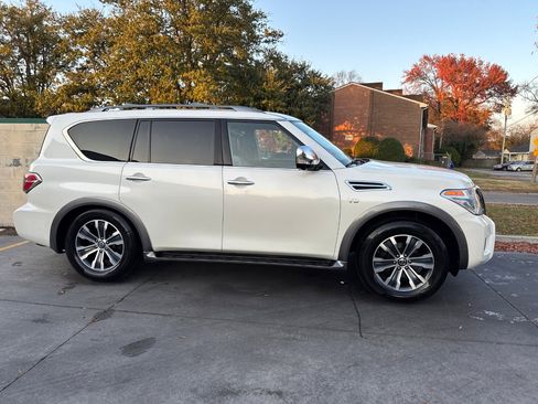 Used 2018 Nissan Armada SL w/ Premium Package image 8